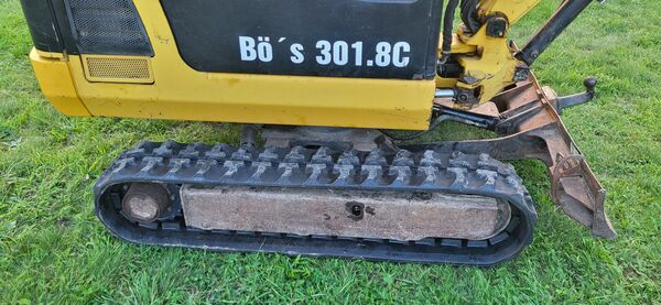 Gummiketten 230x96x35 für Caterpillar 301.8C