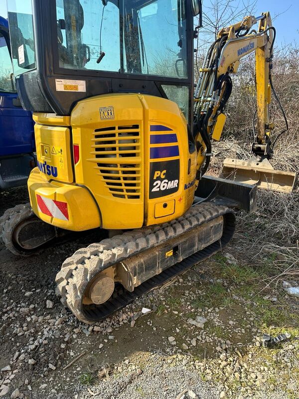 Gummiketten 300x52,5x80N für Komatsu PC26MR.5